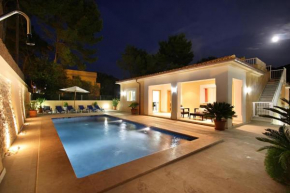Schönes Ferienhaus Casa Medina Mit Pool